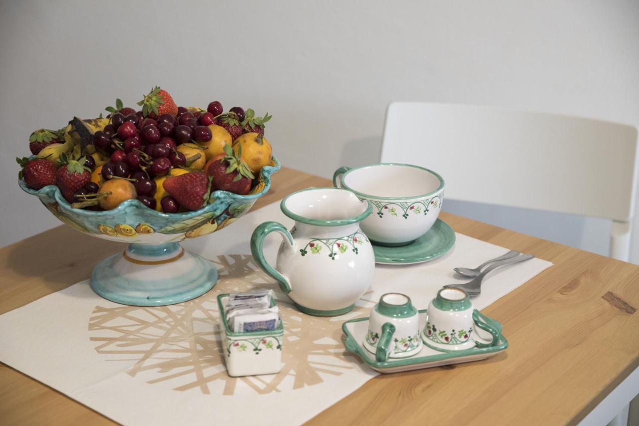 Vietri L'Incanto Amalfi Coast Bed & Breakfast エクステリア 写真