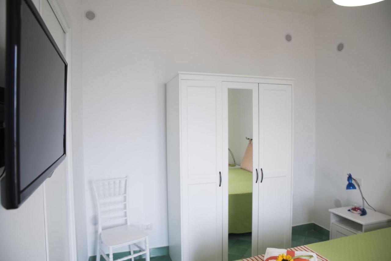 Vietri L'Incanto Amalfi Coast Bed & Breakfast エクステリア 写真