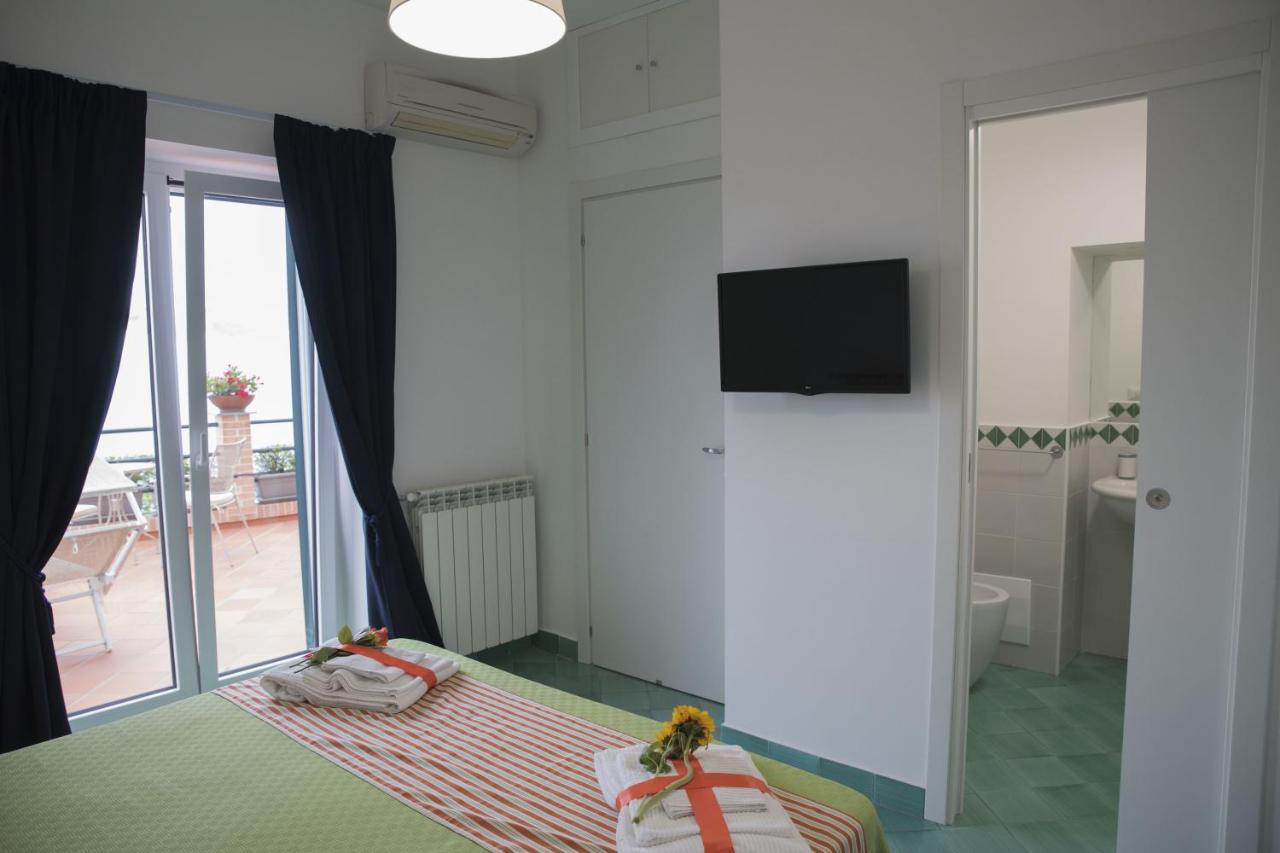 Vietri L'Incanto Amalfi Coast Bed & Breakfast エクステリア 写真