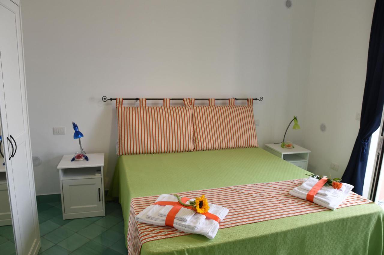 Vietri L'Incanto Amalfi Coast Bed & Breakfast エクステリア 写真