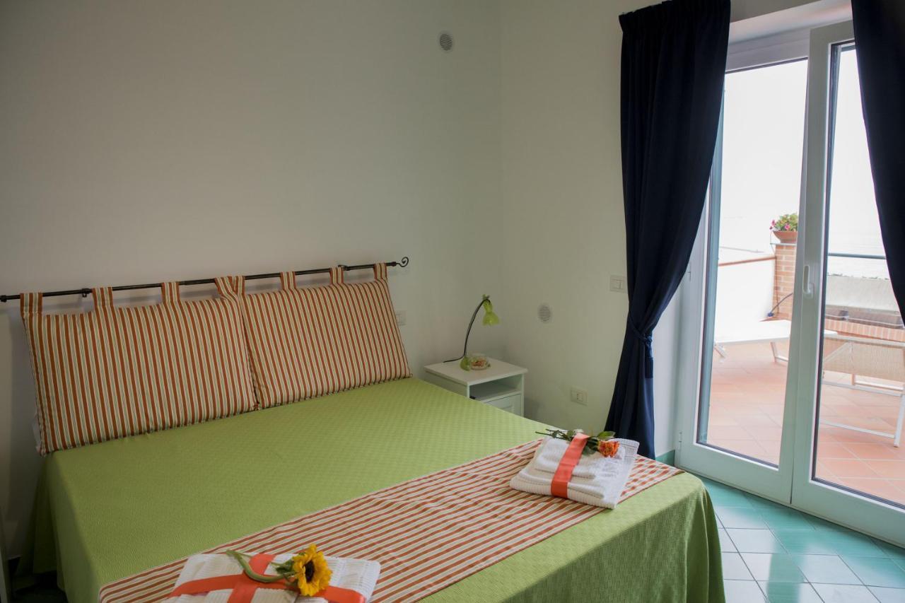 Vietri L'Incanto Amalfi Coast Bed & Breakfast エクステリア 写真